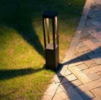 Đèn Trụ Vuông V15